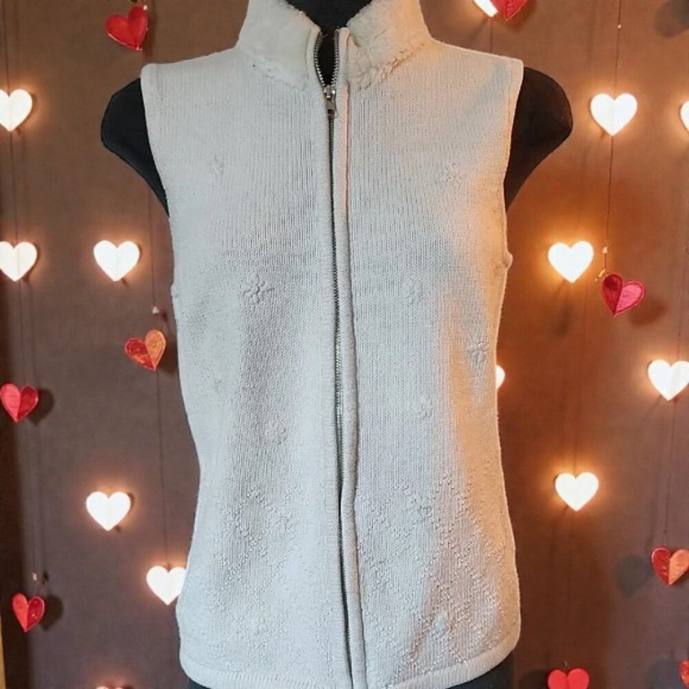 Women's Cream Zip-Up Vest